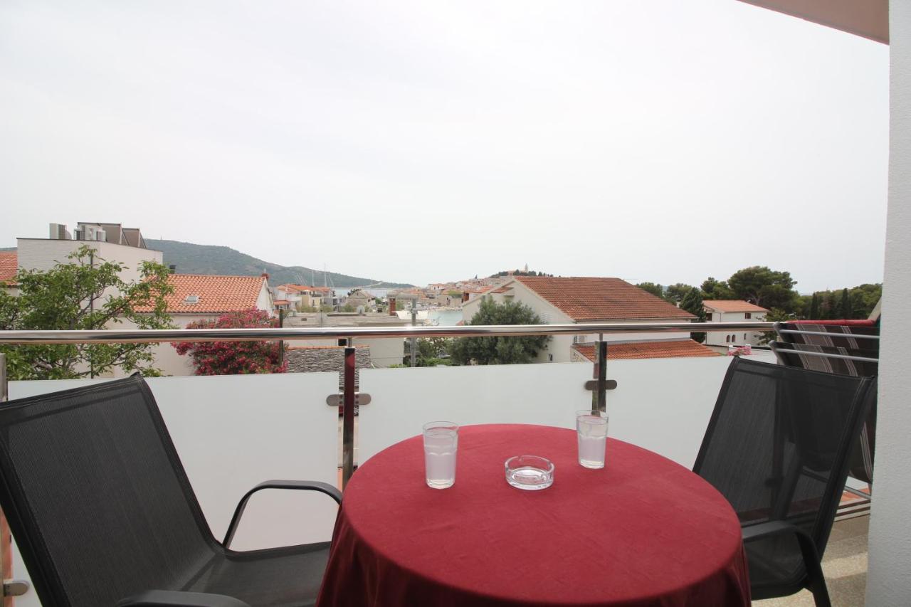 Apartments Toni Primošten Eksteriør billede