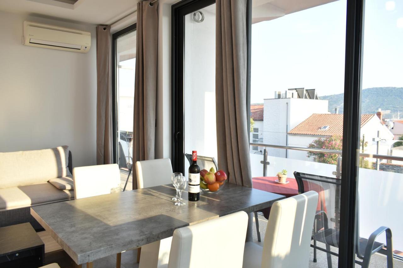 Apartments Toni Primošten Eksteriør billede