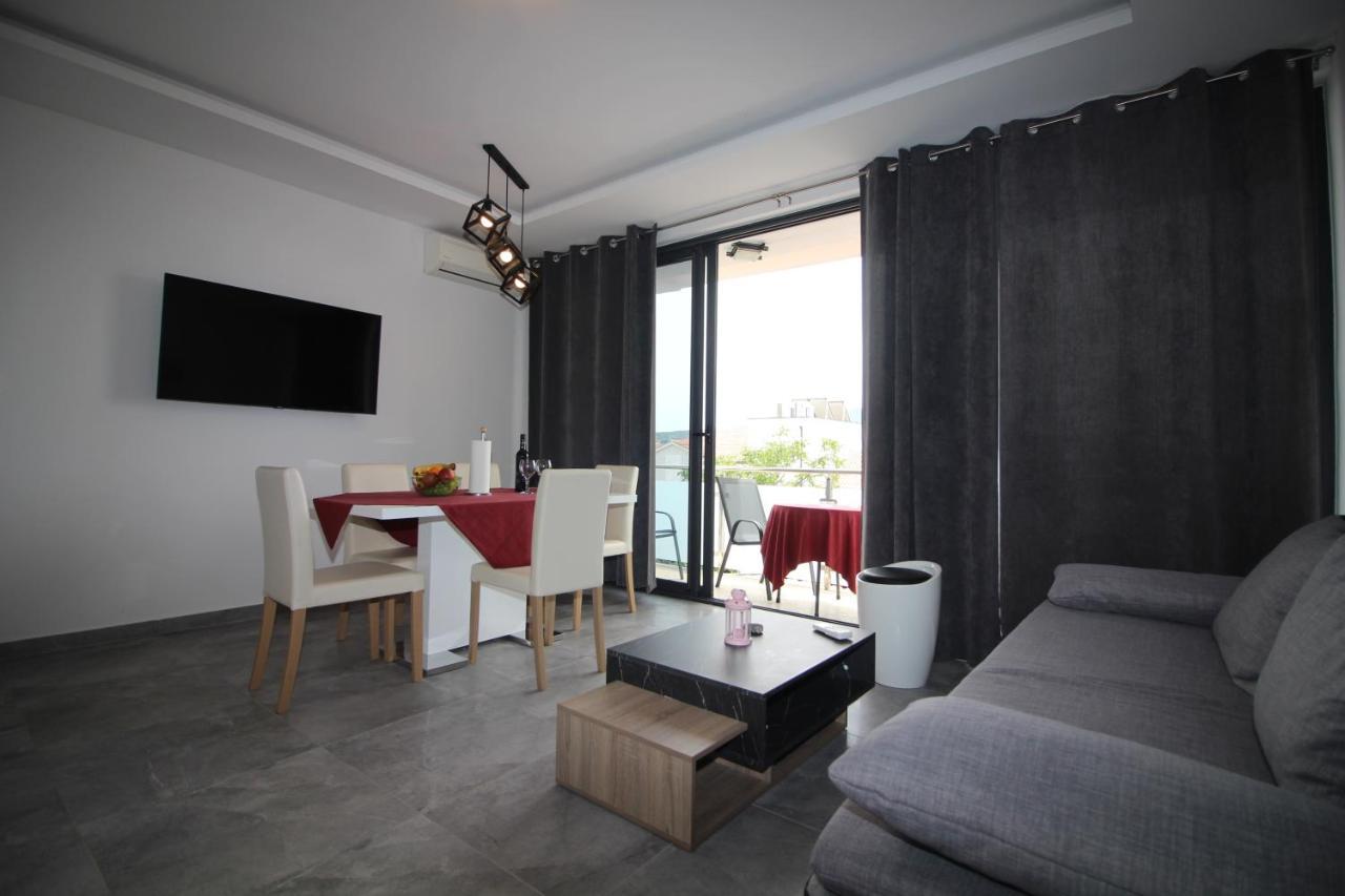 Apartments Toni Primošten Eksteriør billede