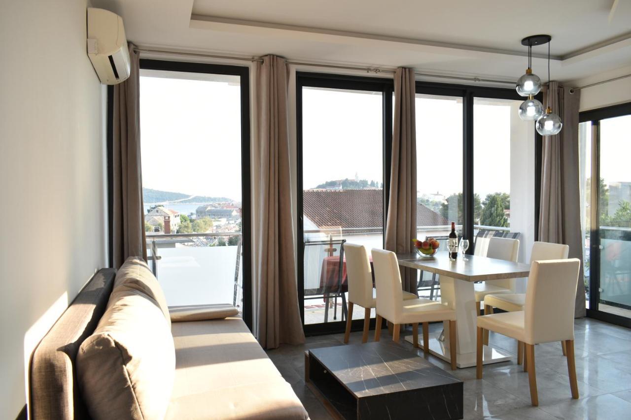 Apartments Toni Primošten Eksteriør billede
