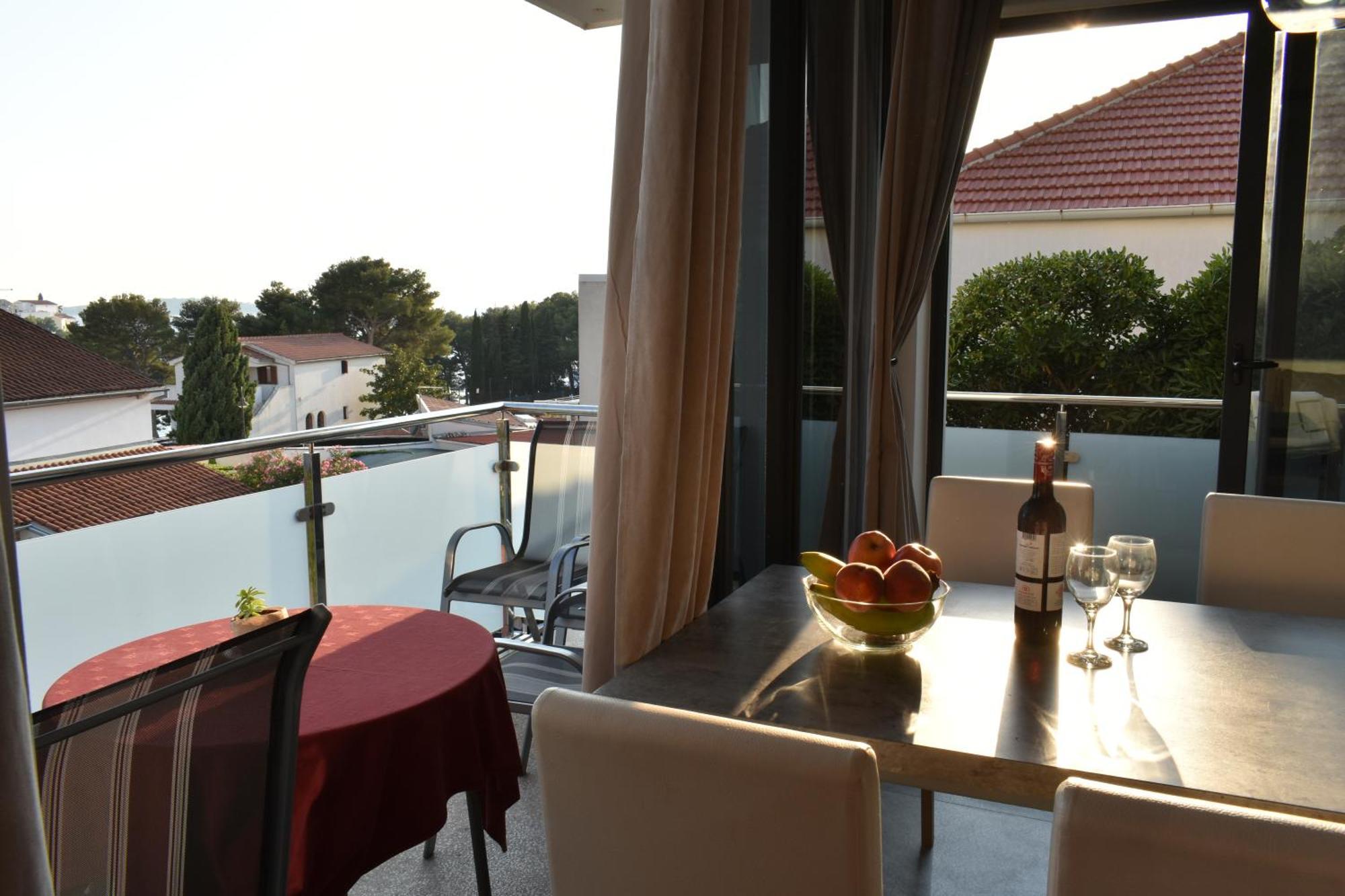 Apartments Toni Primošten Eksteriør billede