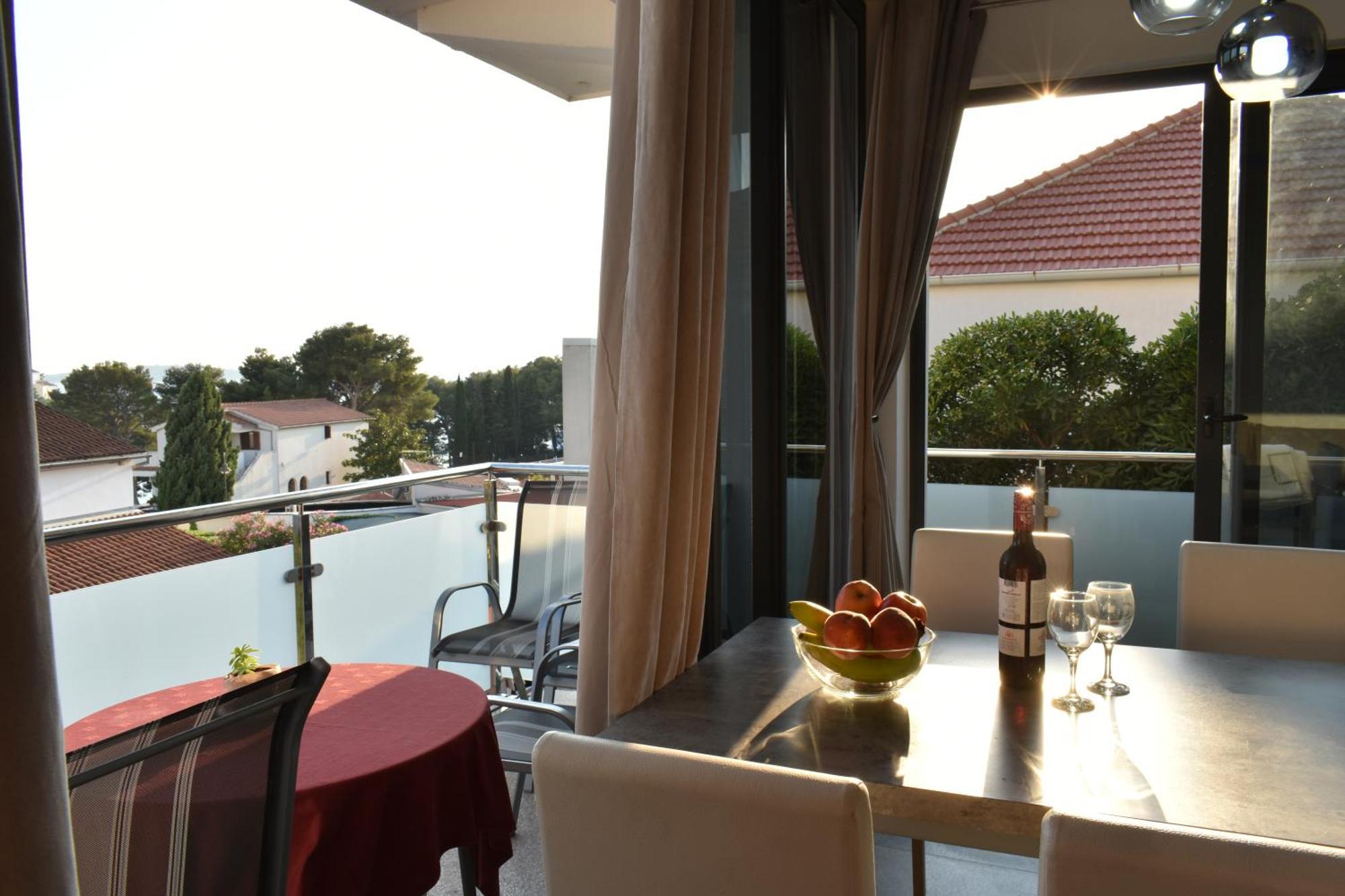 Apartments Toni Primošten Eksteriør billede